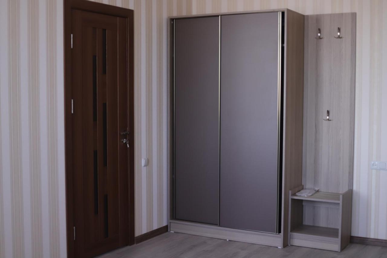 Lime Hotel & Restaurant Complex Gyumri Exterior photo A wardrobe